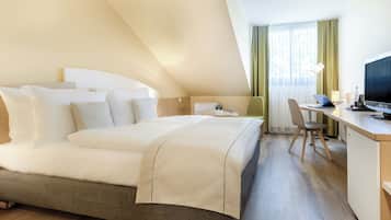 In-room safe, desk, laptop workspace, blackout drapes