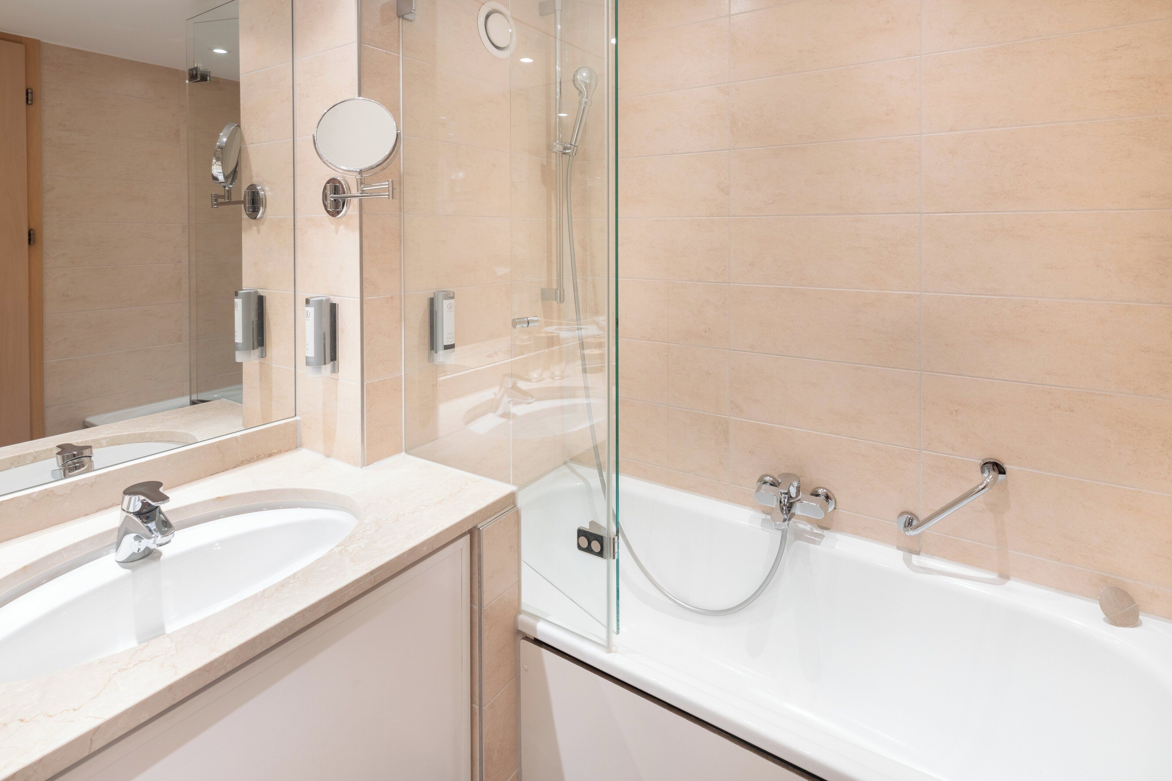 Photo - Garner Hotel Erlangen Süd by IHG