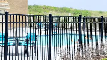 Seasonal outdoor pool