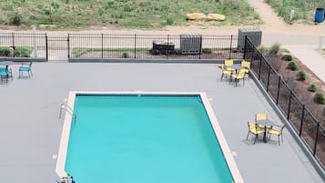 Seasonal outdoor pool