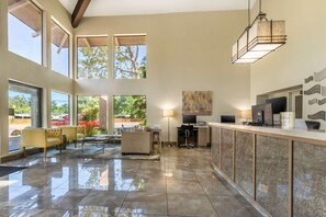 Lobby - Best Western Plus Inn Scotts Valley (Scotts Valley)