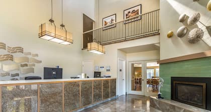 Best Western Plus Inn Scotts Valley