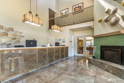 Best Western Plus Inn Scotts Valley