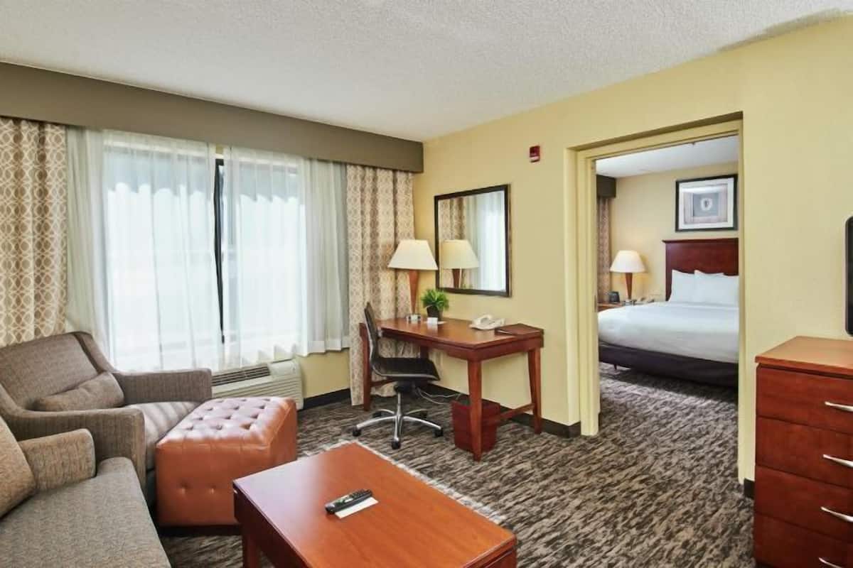 Premium bedding, down duvets, pillow-top beds, in-room safe