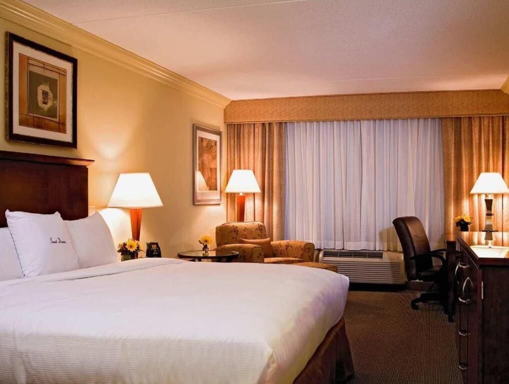 Premium bedding, down comforters, pillowtop beds, in-room safe