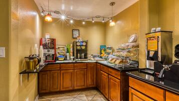 Free daily buffet breakfast