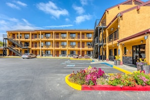 Front of property - Quality Inn Salinas City Center Area (Salinas)
