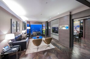 Down duvets, in-room safe, blackout curtains, soundproofing - Millennium Harbourview Hotel Xiamen (Xiamen)