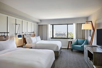 Down comforters, pillowtop beds, in-room safe, desk at Westdrift Manhattan Beach, Autograph Collection by Marriott