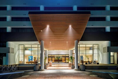 Westdrift Manhattan Beach, Autograph Collection by Marriott