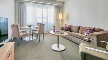 Privilege, Suite, 1 Double Bed | Minibar, in-room safe, desk, soundproofing