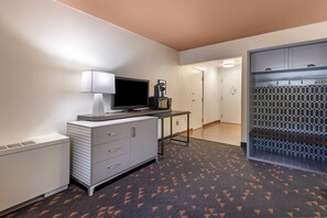 Chambre Standard, 1 très grand lit (Communications, Mobility)