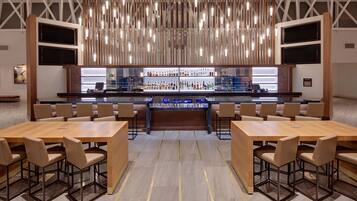 Con servicio de comidas y cenas