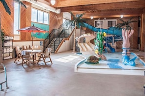 Piscine intérieure