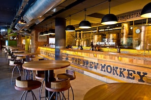 5 bars/lounges, poolside bar