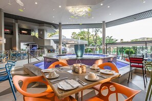 10 restauranter, der serverer morgenmad, frokost og aftensmad