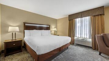 Standard Room, 1 King Bed, Non Smoking, Refrigerator & Microwave (with Sofabed) | Premium bedding, desk, laptop workspace, blackout drapes
