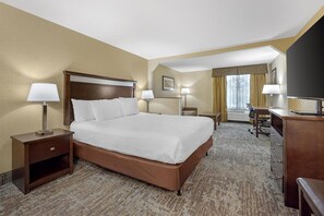Premium bedding, desk, laptop workspace, blackout curtains - Best Western Plus Prairie Inn (Albany)