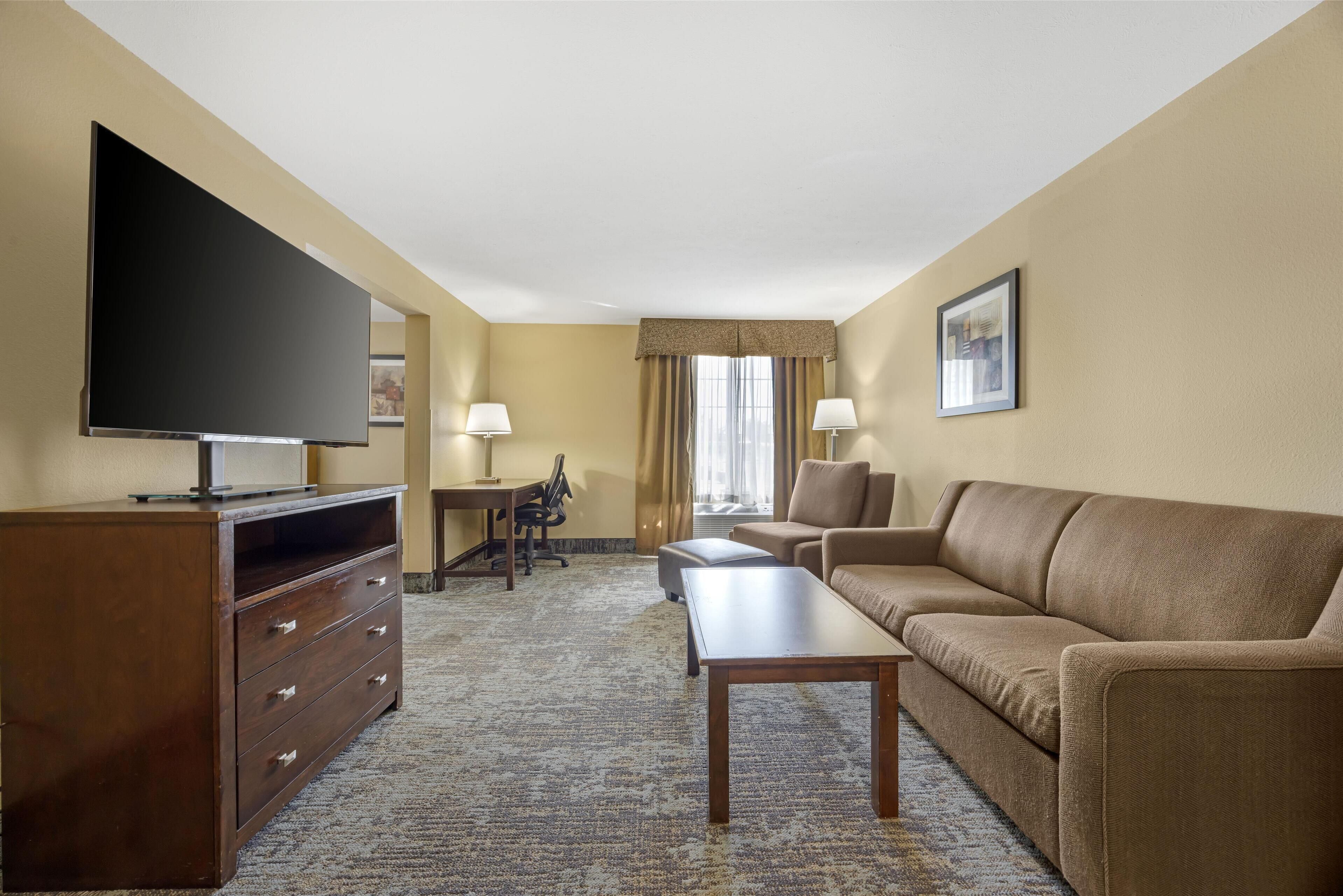 suite, 2 queen beds, non smoking, kitchen (living room;with sofabed) | premium bedding, desk, laptop workspace, blackout curtains