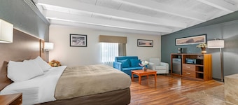 Quality Inn & Suites Kansas City - Independence I-70 East