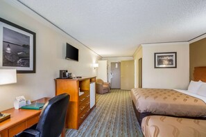 Room, 2 Queen Beds, Accessible, Non Smoking | In-room safe, desk, iron/ironing board, free cots/infant beds - Quality Inn & Suites Kansas City - Independence I-70 East (Independence)