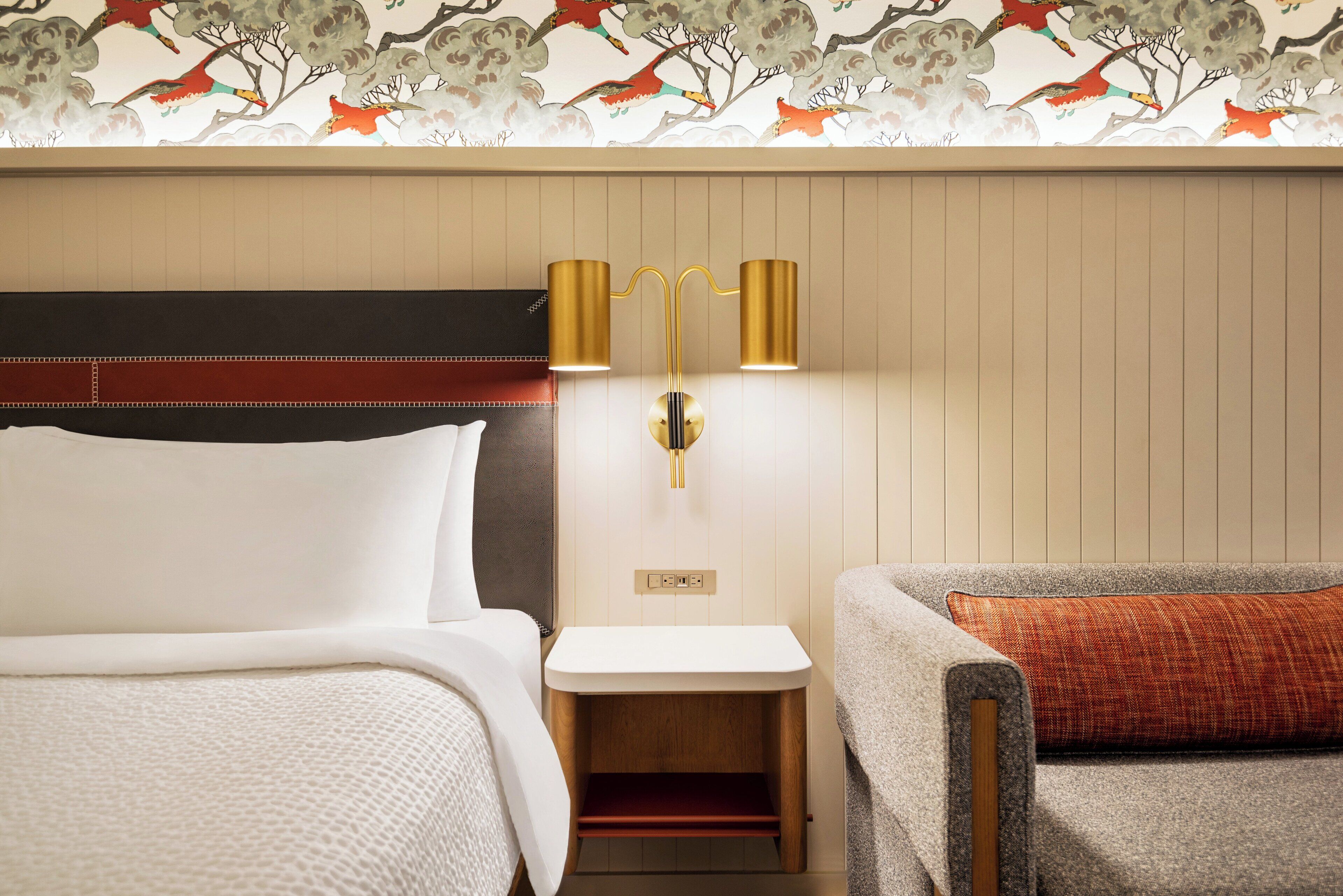 hypo-allergenic bedding, in-room safe, desk, blackout curtains