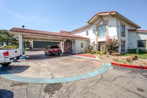 Front of property - Hemp Inn Oklahoma City South (Oklahoma City)