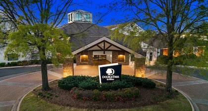 DoubleTree Suites by Hilton Hotel Huntsville South