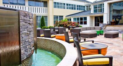 DoubleTree Suites by Hilton Hotel Huntsville South