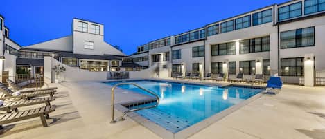 Seasonal outdoor pool