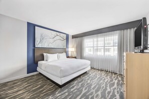 1 bedroom, premium bedding, down duvets, in-room safe - DoubleTree Suites by Hilton Hotel Huntsville South (Huntsville)