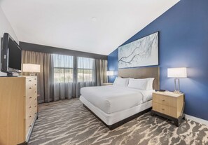1 bedroom, premium bedding, down comforters, in-room safe - DoubleTree Suites by Hilton Hotel Huntsville South (Huntsville)