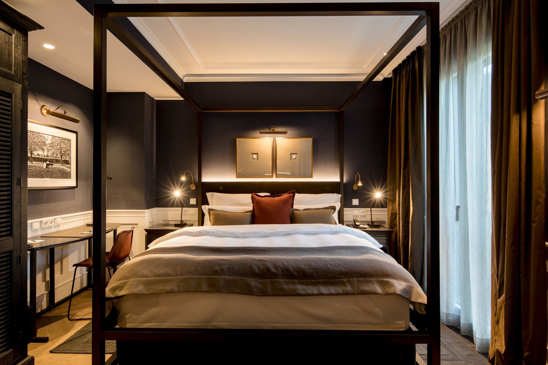 Deluxe Room | Premium bedding, down comforters, minibar (free items), in-room safe