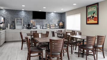Free buffet breakfast