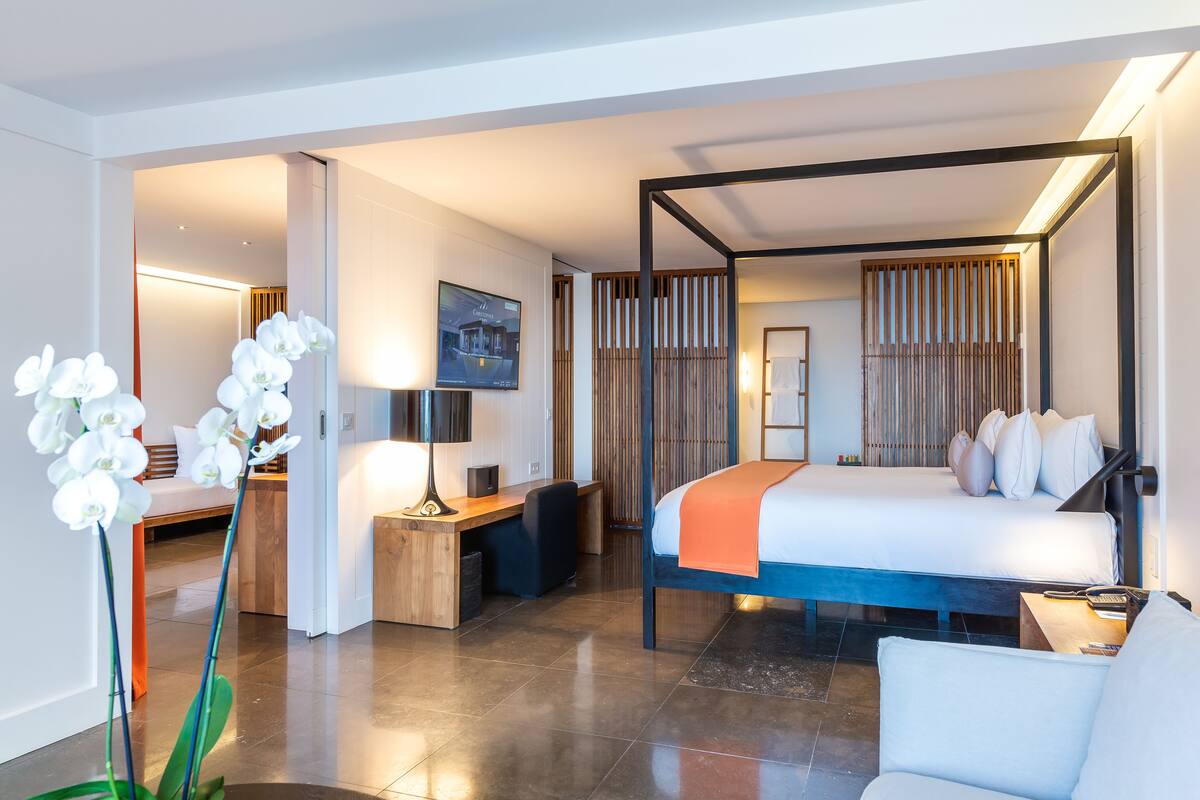 스위트 (Ocean, Spa) | 이집트산 면 시트, 고급 침구, 오리/거위털 이불, 셀렉트 컴포트 침대
