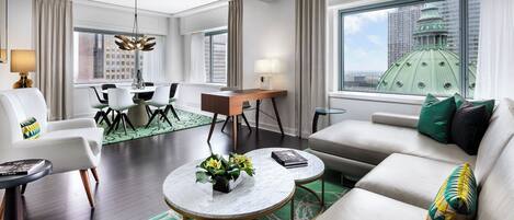 Suite, 2 Bedrooms (Saint Henri) | Living area