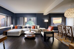 Suite, 1 King Bed (Westmount Hampstead) | Living area | 49-inch flat-screen TV with cable channels, TV, pay films - Fairmont The Queen Elizabeth (Montreal)