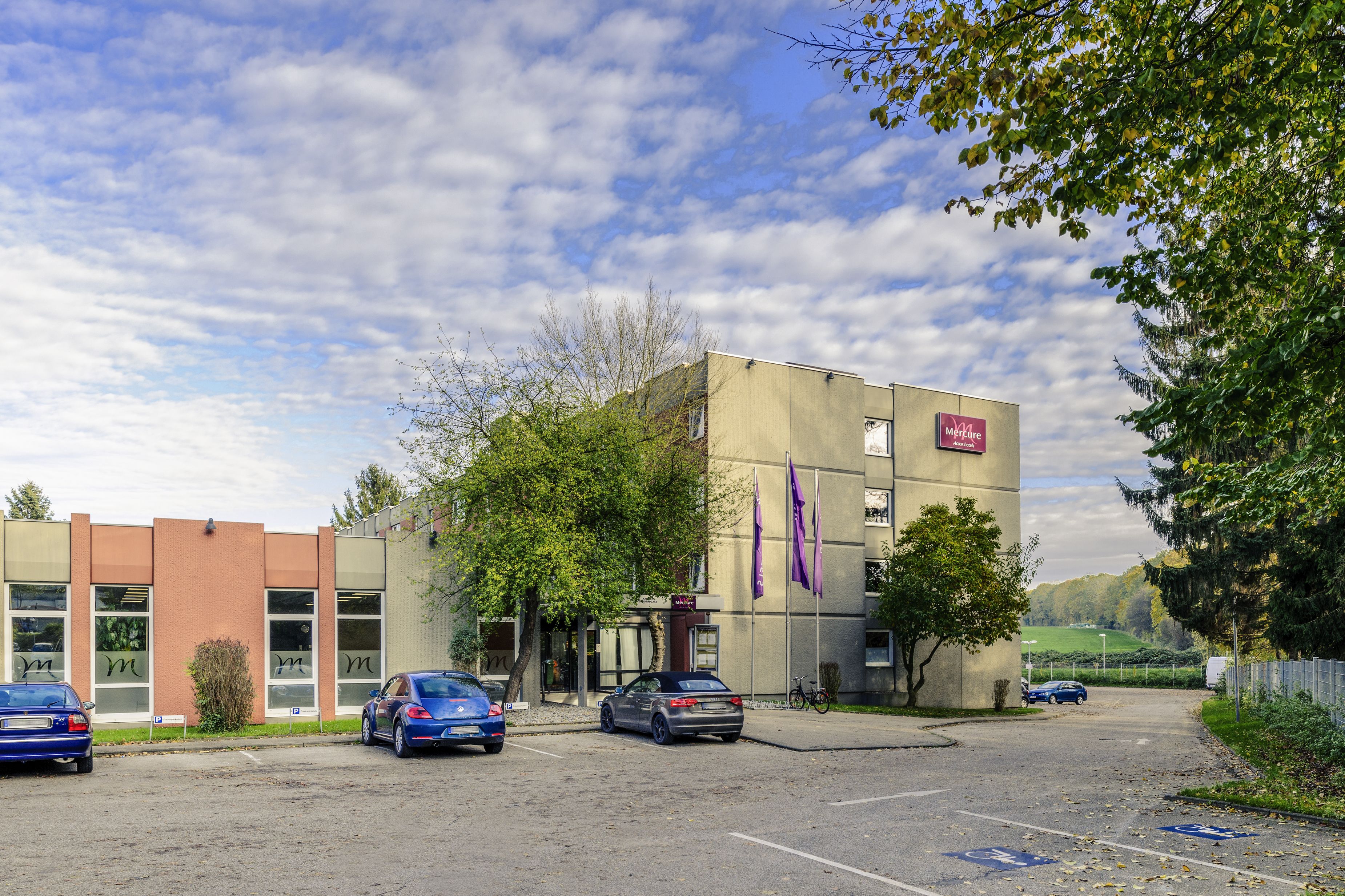 self-parking (surcharge) 13 per night