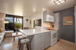 Suite, 2 Bedrooms, 2 Bathrooms, Ocean View | Private kitchen | Fridge, microwave, oven, stovetop