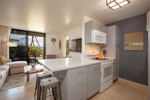 Suite, 2 Bedrooms, 2 Bathrooms, Ocean View | Private kitchen | Fridge, microwave, oven, stovetop