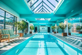 Pool (indoor) at The Yorkville Royal Sonesta Hotel Toronto