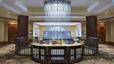 The Yorkville Royal Sonesta Hotel Toronto - Image 3
