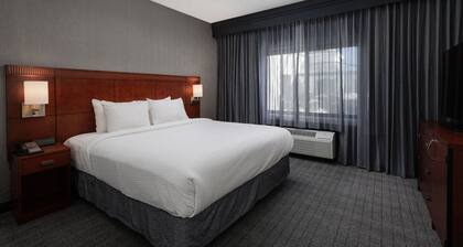 Courtyard by Marriott Denver Central Park
