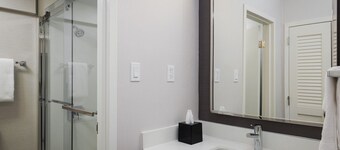 Courtyard by Marriott Denver Central Park