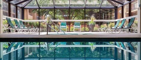 Piscine couverte, piscine extérieure