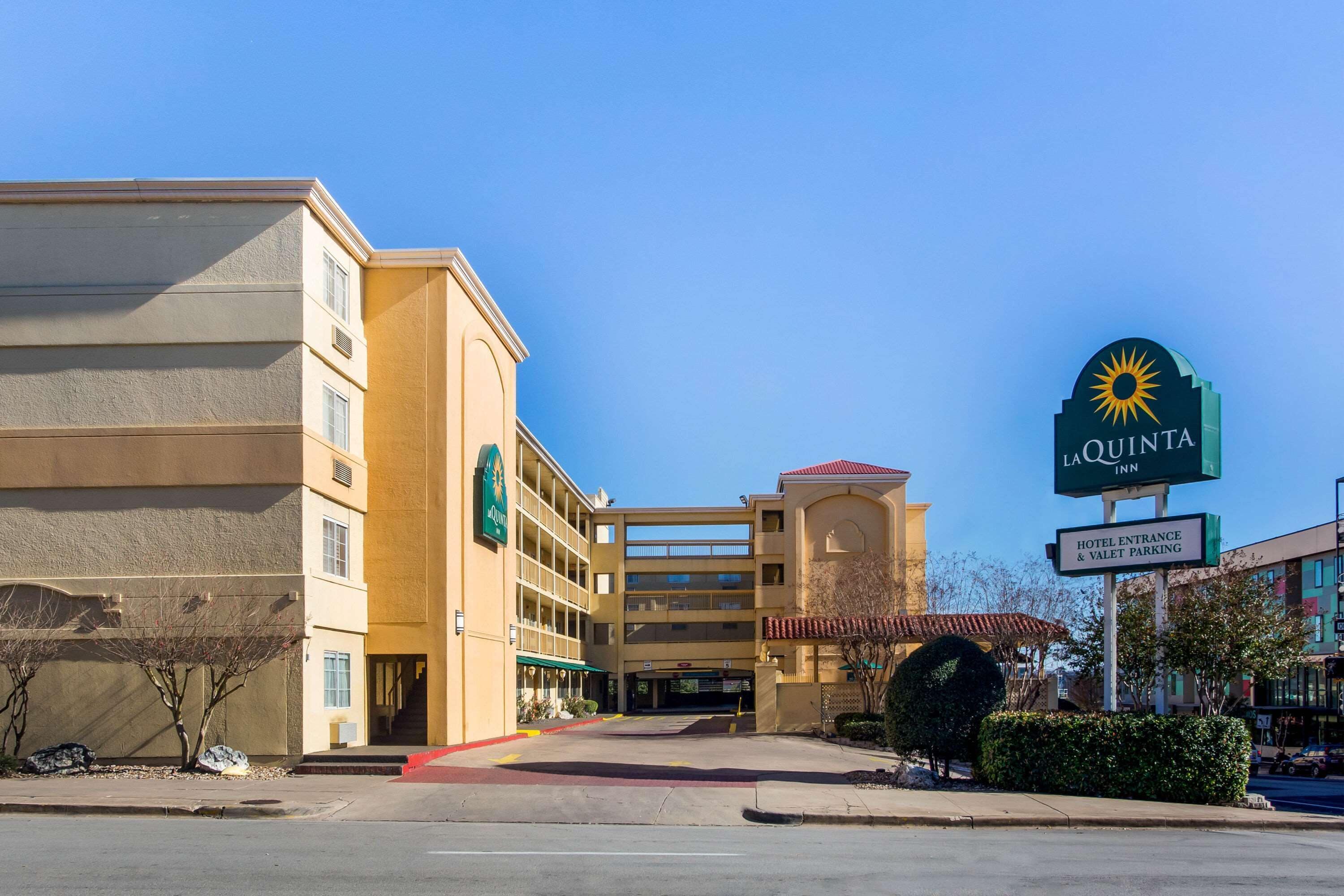 Photo - La Quinta Inn by Wyndham Austin Capitol / Downtown