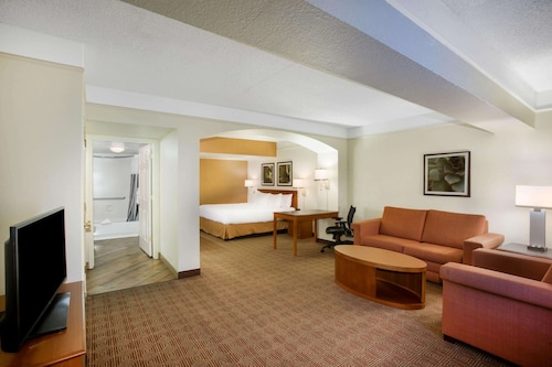 La Quinta Inn by Wyndham Austin Capitol / Downtown