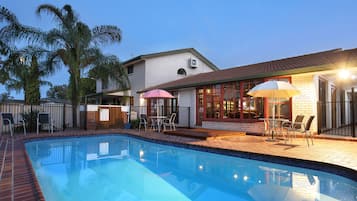 Outdoor pool, pool umbrellas