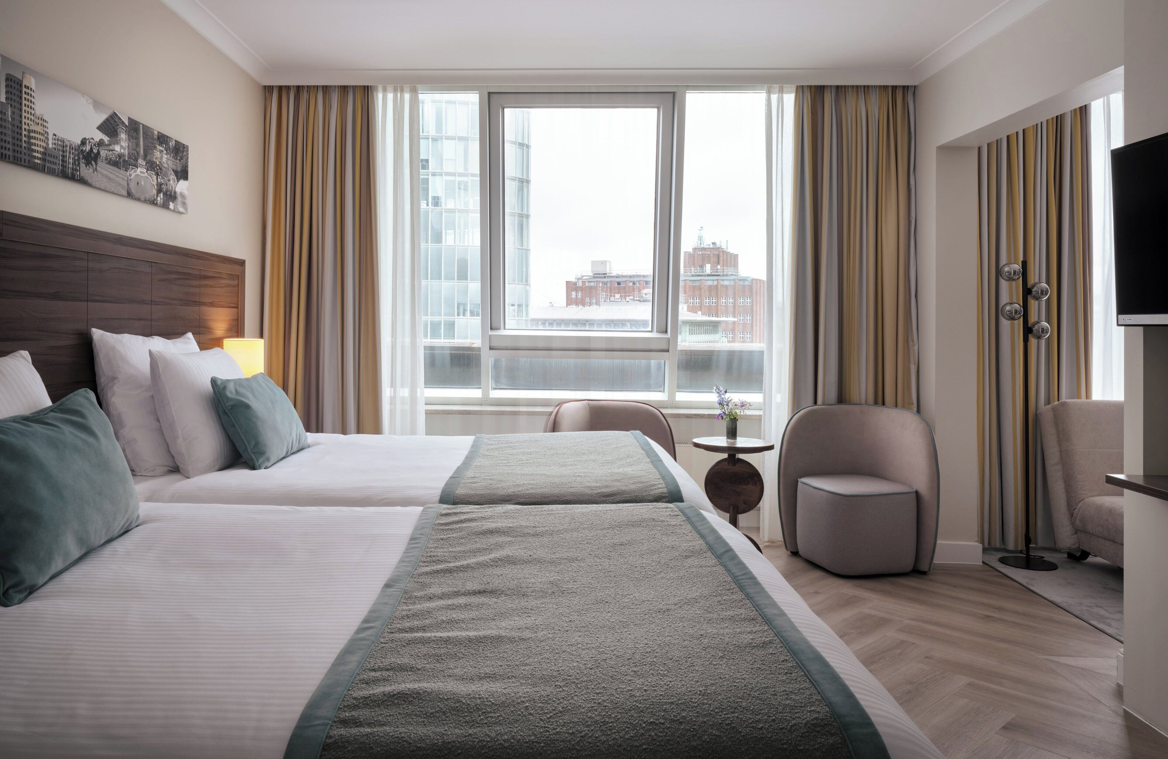 hypo-allergenic bedding, minibar, in-room safe, desk