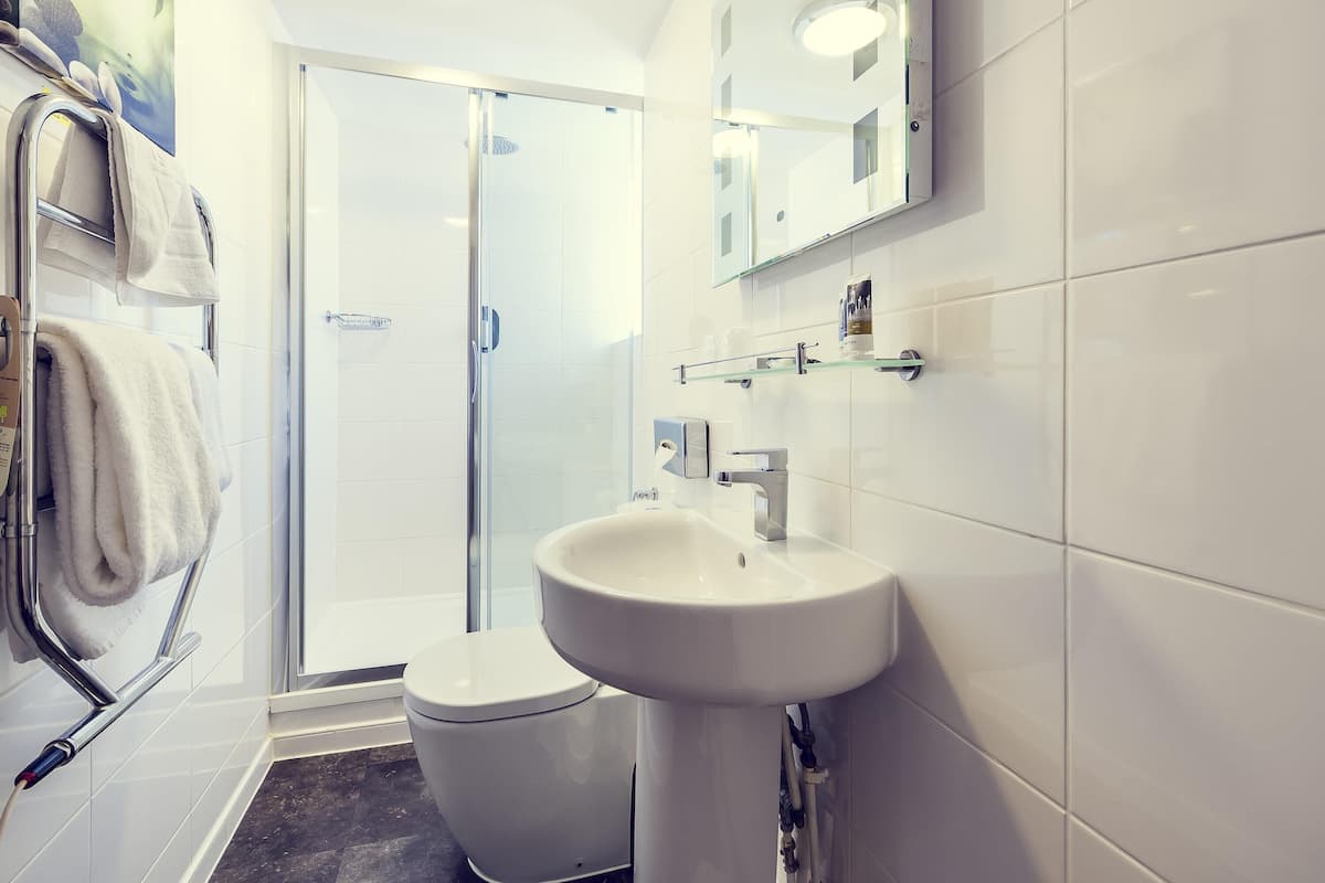 Bettwäsche aus ägyptischer Baumwolle, hochwertige Bettwaren, Zimmersafe